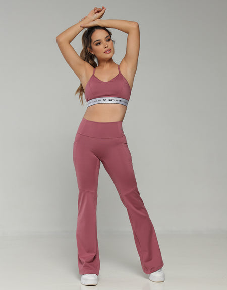 Top Avi con copas removibles, secado rápido y compresión media