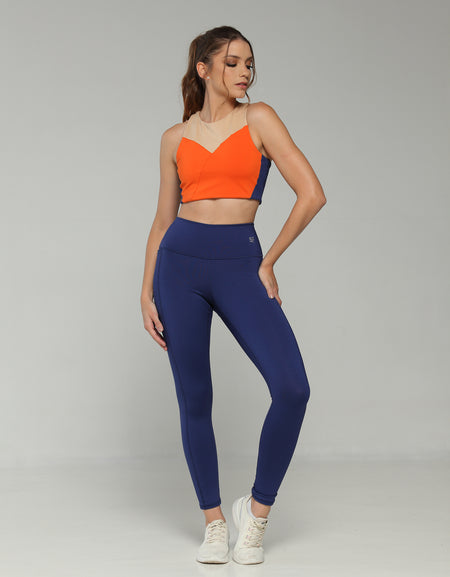 Crop top Scarlett con copas removibles y secado rápido