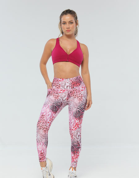 Legging sublimado con bolsillo lateral.
